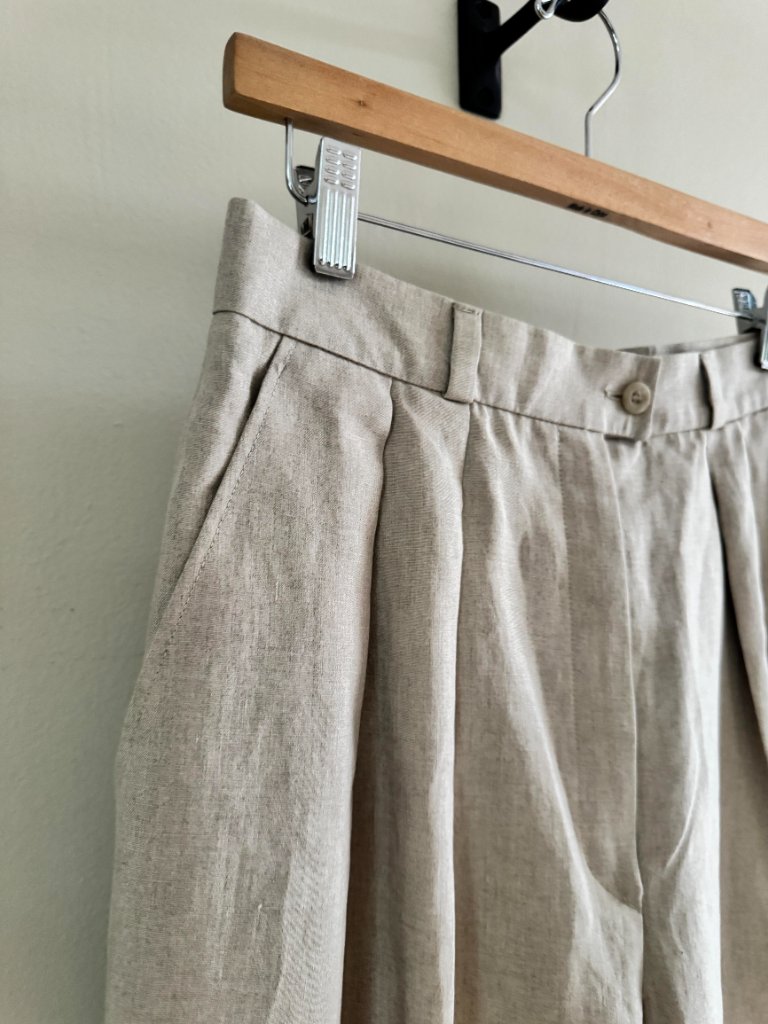 Bergdorf Goodman Vintage Tailored Pleated Linen Trousers — image 4 of 8